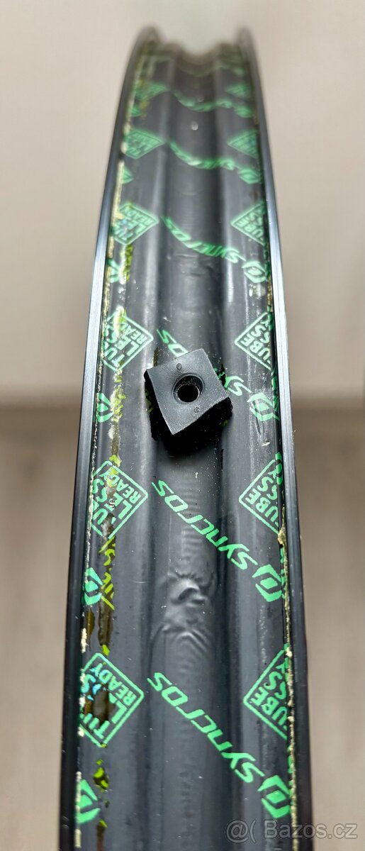 SYNCROS REVELSTOKE 1.5 – 29" Trail / Enduro - 3