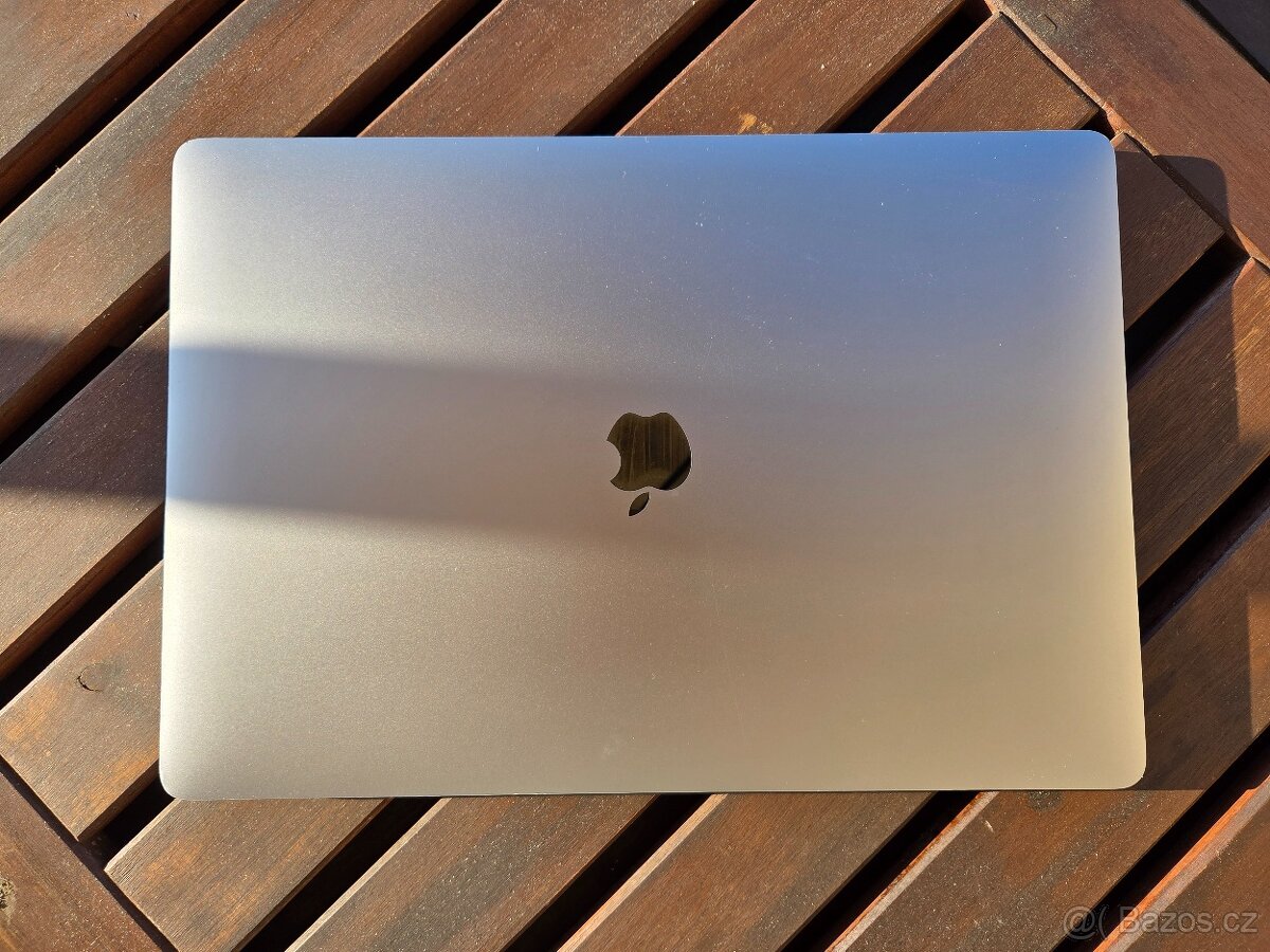 MacBook Pro 16" | 2019 | i9 | 16 GB | Space Grey - 3