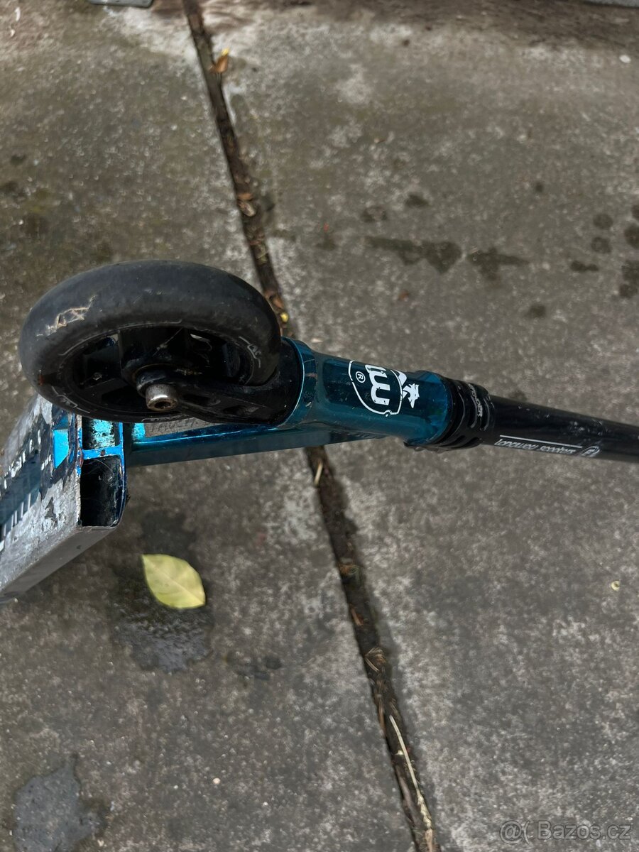 Freestyle koloběžka Longway Metro Shift Sapphire - 3