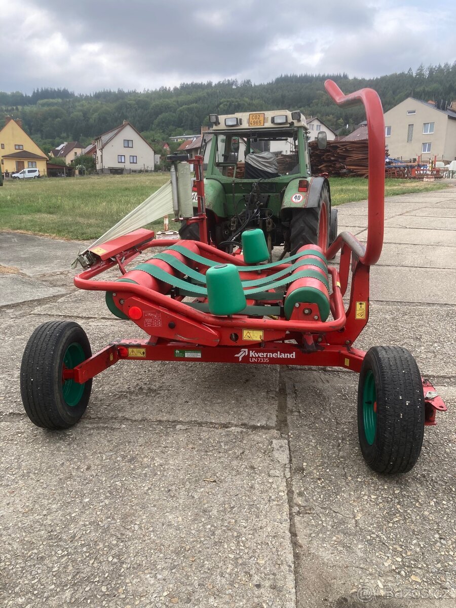 Balička kulatých balíků Kverneland - 3
