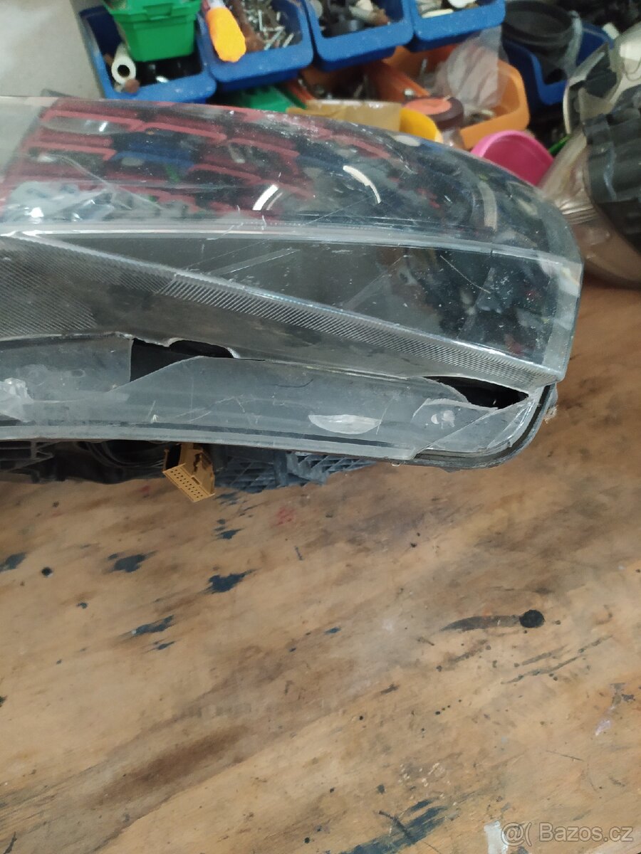 PP světlomet 3V1941016A a LP světlomet 3V1941016B - 3