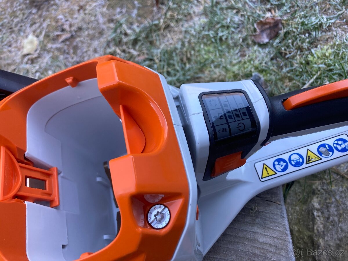 Stihl MSA 300 - 3