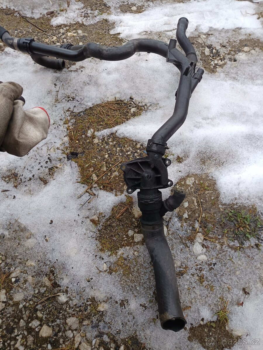 BMW E39 525d ,530d -trubka vody s vodní pumpou - 3