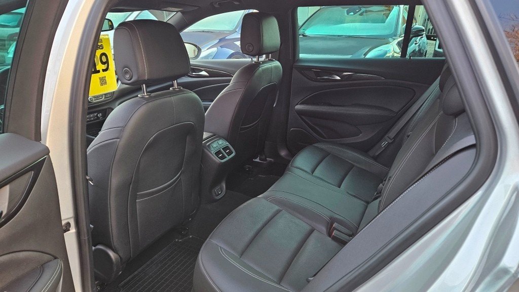 Opel Insignia 2.0 CDTi 128kW Elegance AT8 - 3