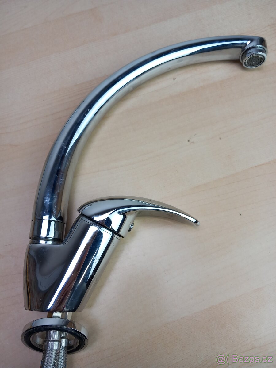 Kuchyňská dřezová baterie - 3