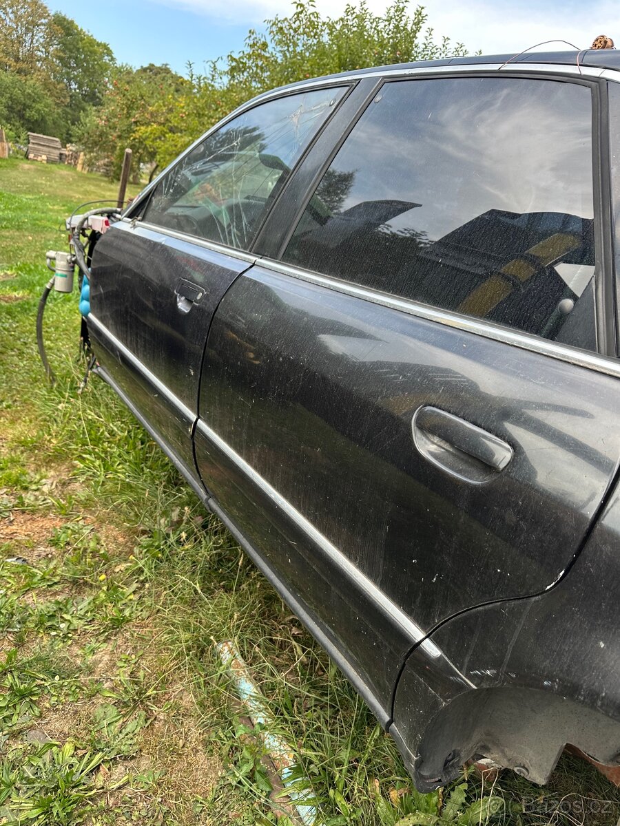 Zbylé díly Audi A8 D2 - 3