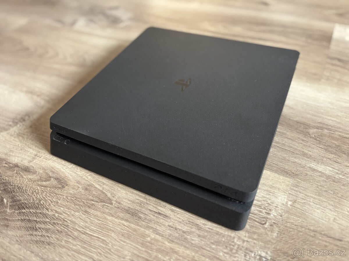Playstation 4 Slim 1 TB + hry - 3