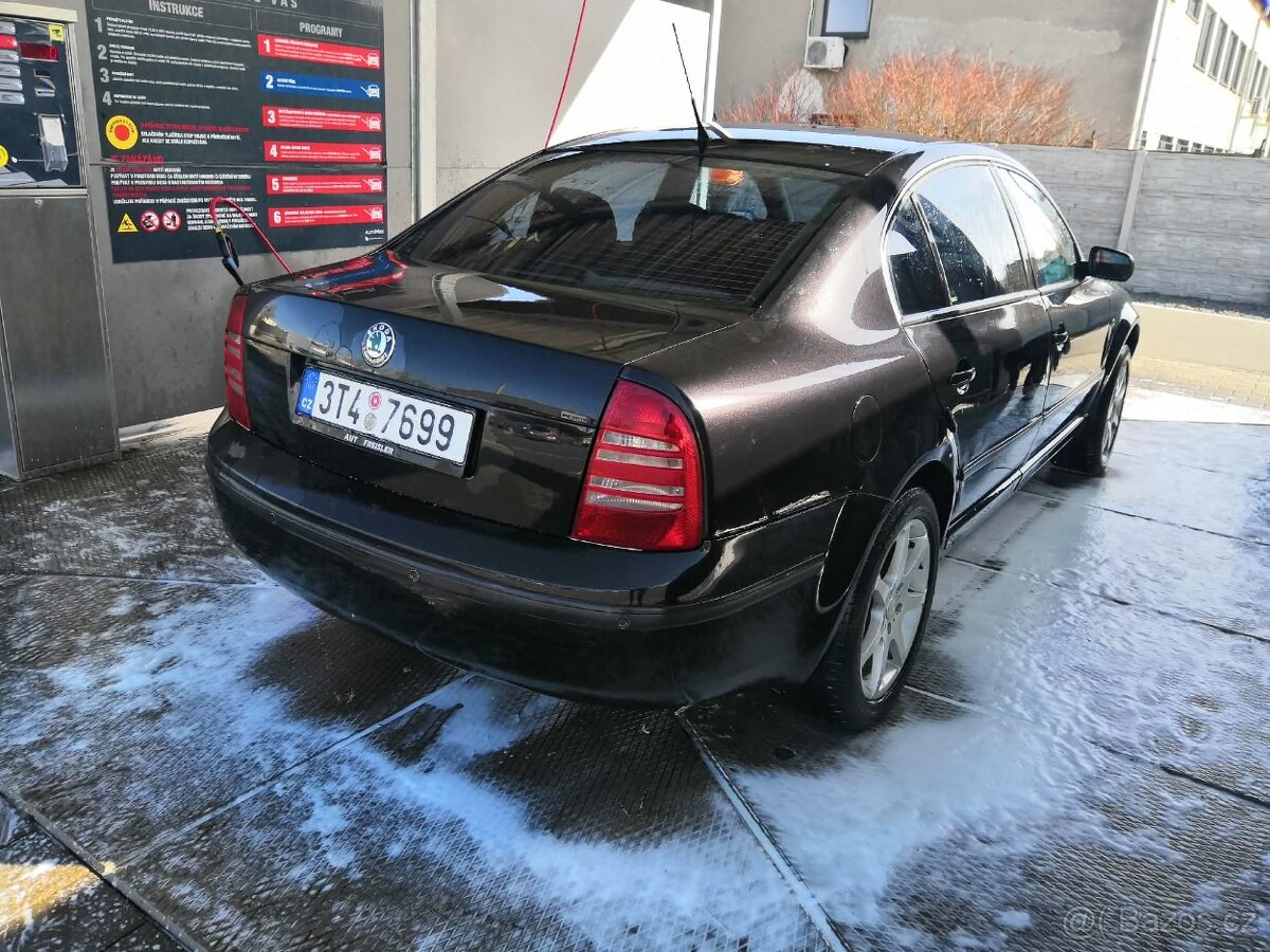 Škoda Superb 1 - 3