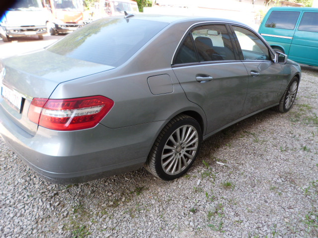 Mercedes E 220cdi - 3