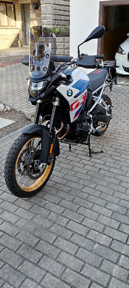 BMW F900GS