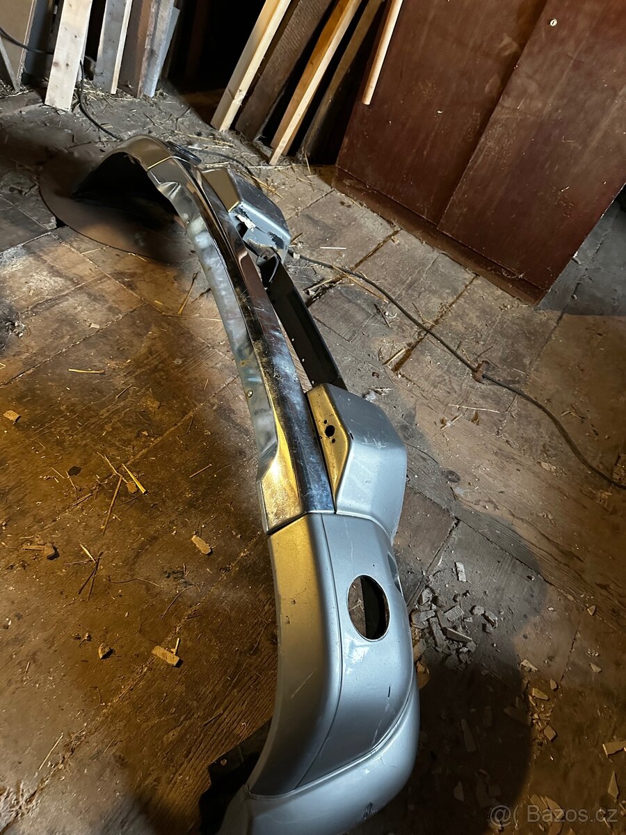 Nárazníky Nissan patrol y61 - 3