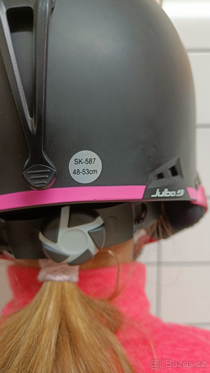 Prodám dívčí lyžařskou přilbu Julbo vel. S 48-53cm - 3