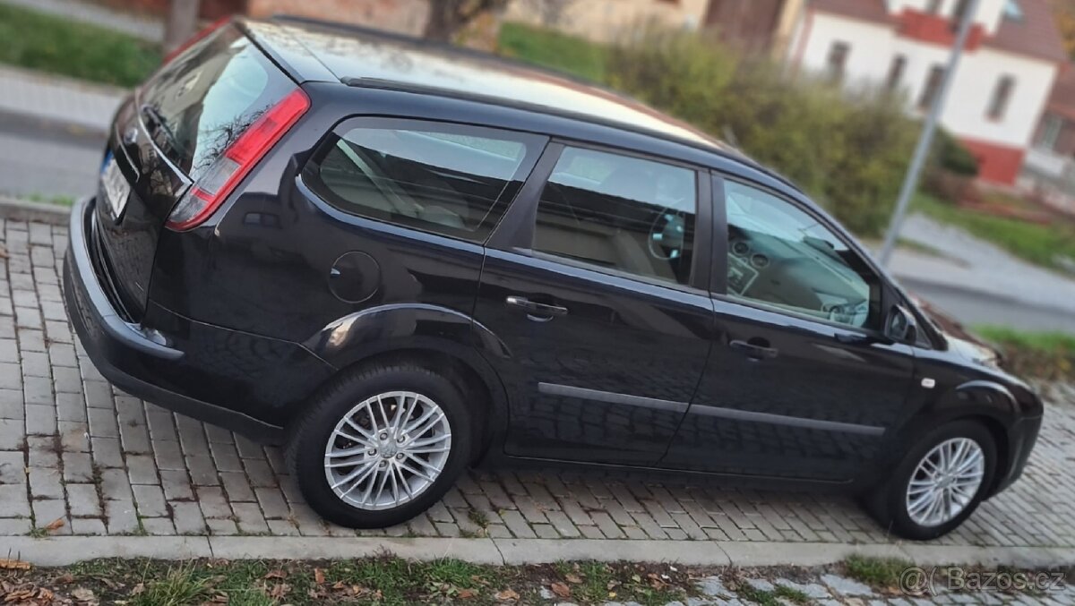 Ford Focus Turnier Mk.2 1.6 16V 74KW - 3