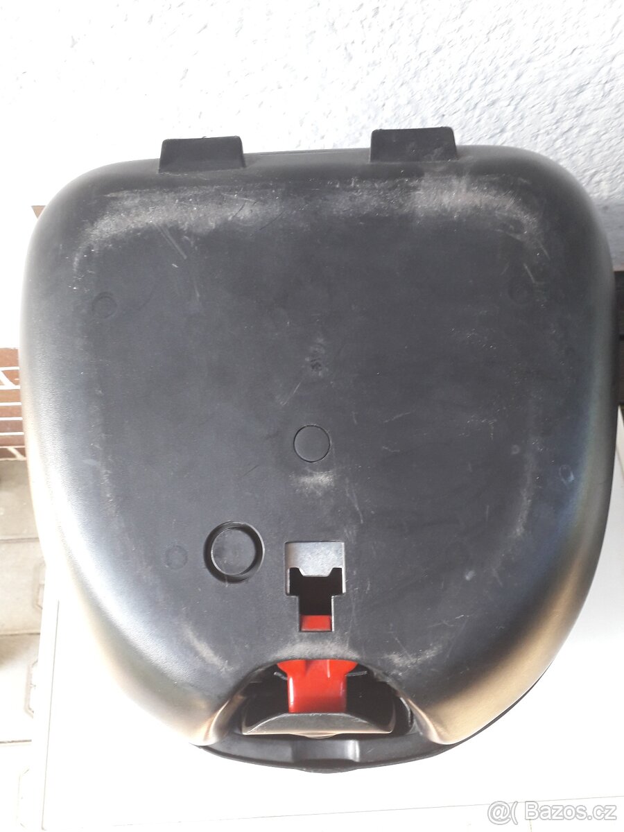 Levně prodám box na moto přilbu. - 3