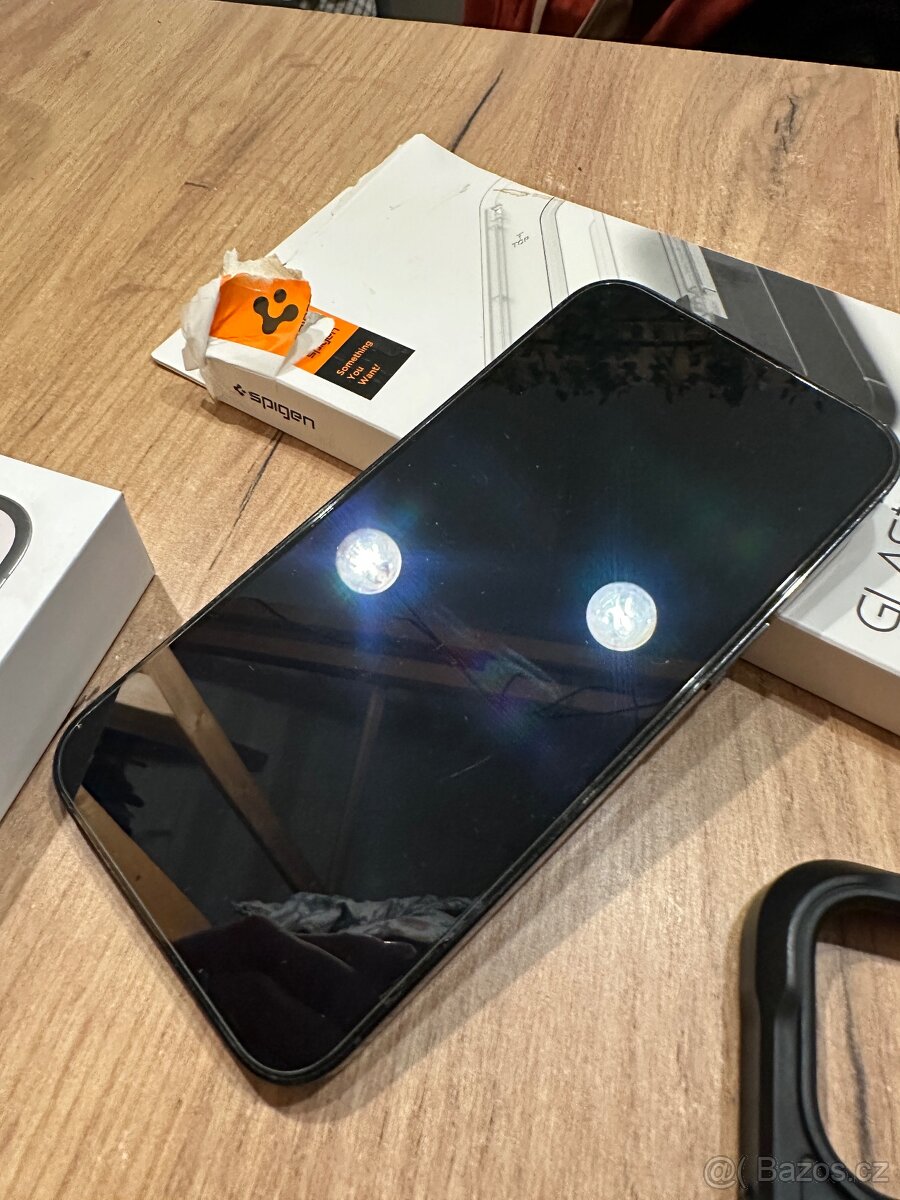 Apple iPhone 14 Pro Max 512GB vesmírně černý - 3