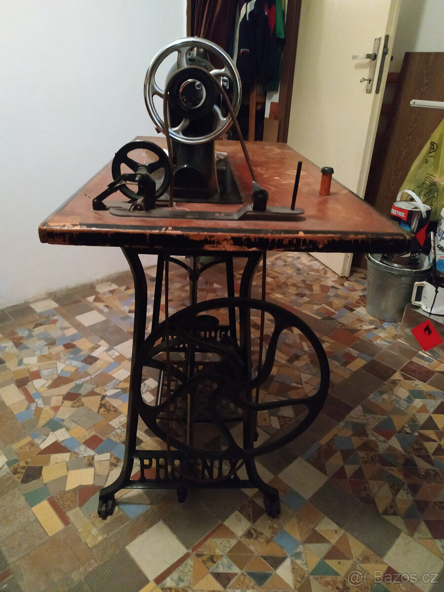 Nabízím šicí stroj - 3