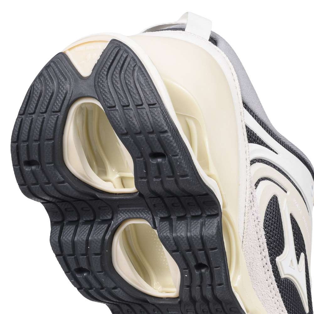 Běžecká Obuv Mizuno nové vel.42 - 3