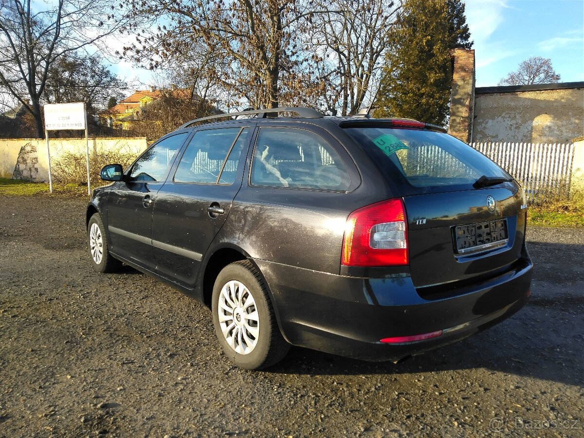 Škoda Octavia Combi TDI Ambition 4/2012 - 3