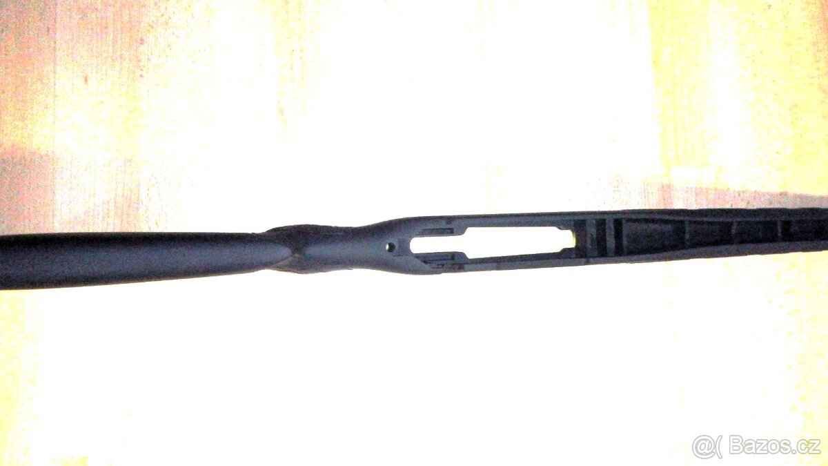 Pažba CZ 557 apod. - 3