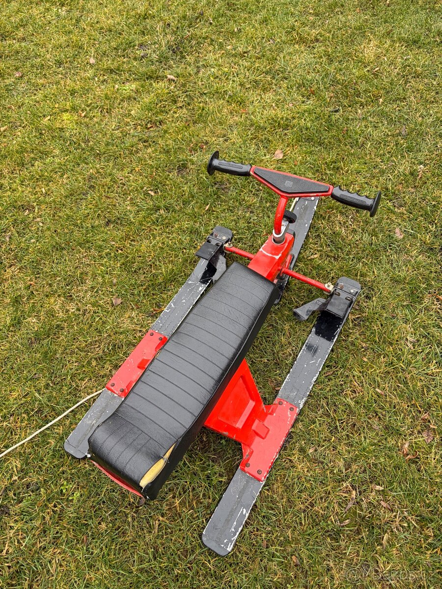 Skibob Čuk a Geg - sáňky - 3