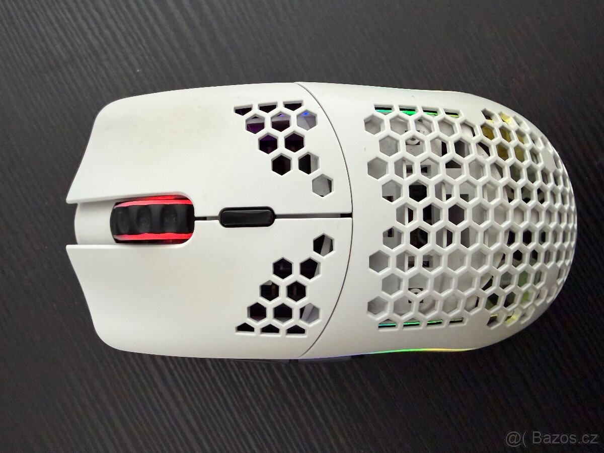 Herní bezdrátová myš Glorious Model O - 3
