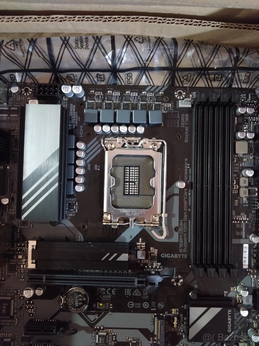 GIGABYTE B760M DS3H - 3