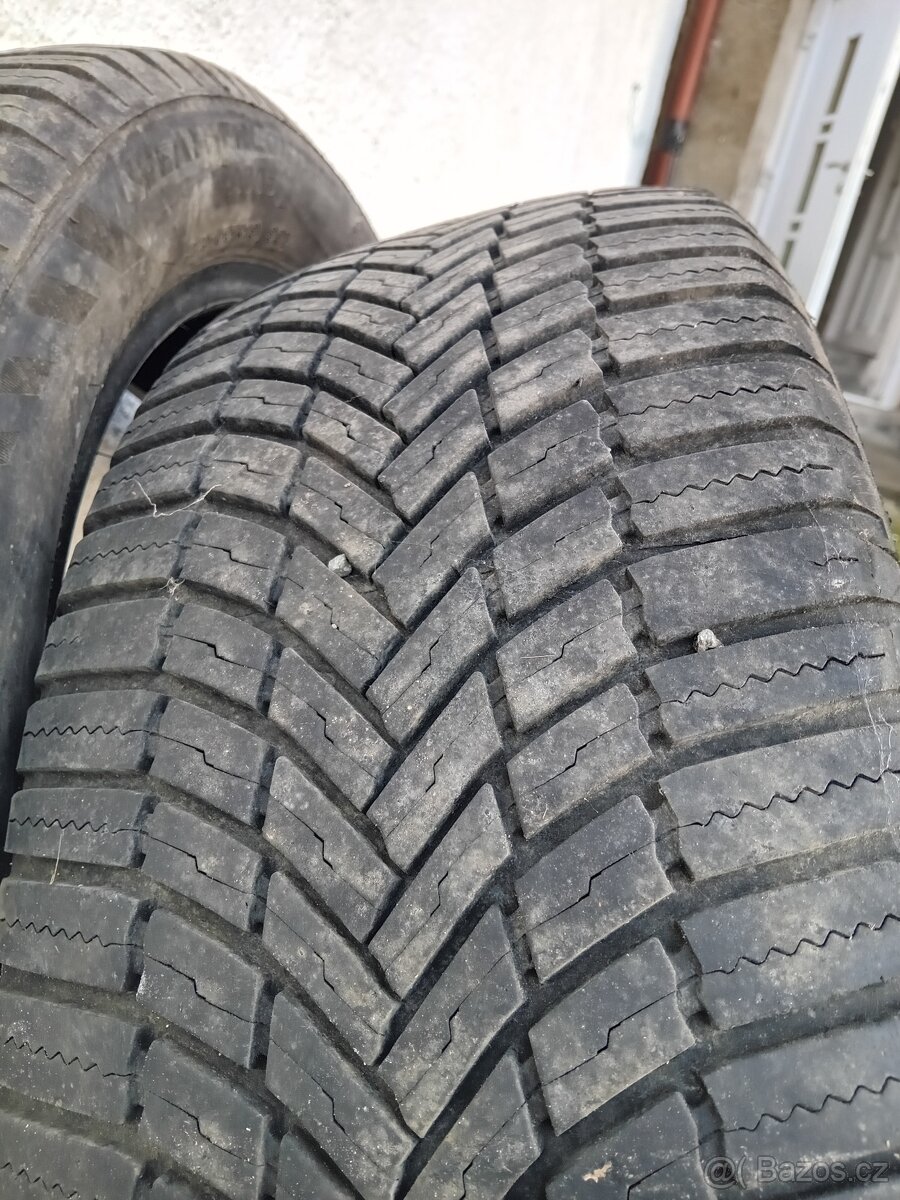 225/55/19 Bridgestone - 3