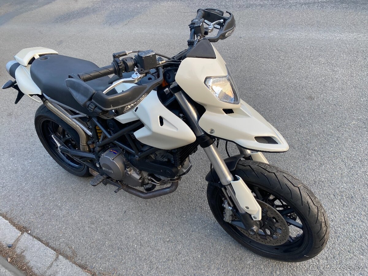 DUCATI HYPERMOTARD 796, 2011 - 3