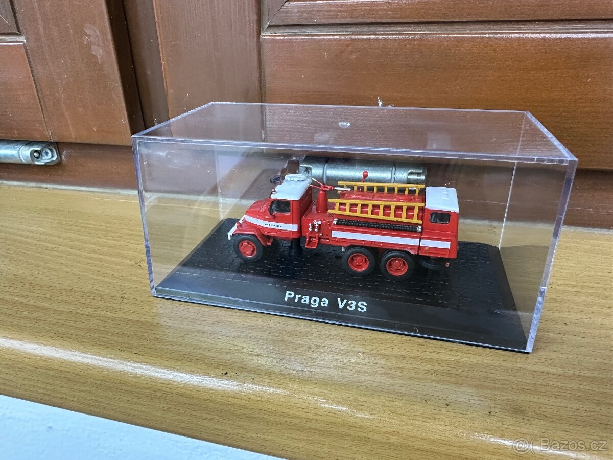 MODEL Praga V3S Hasiči - 3