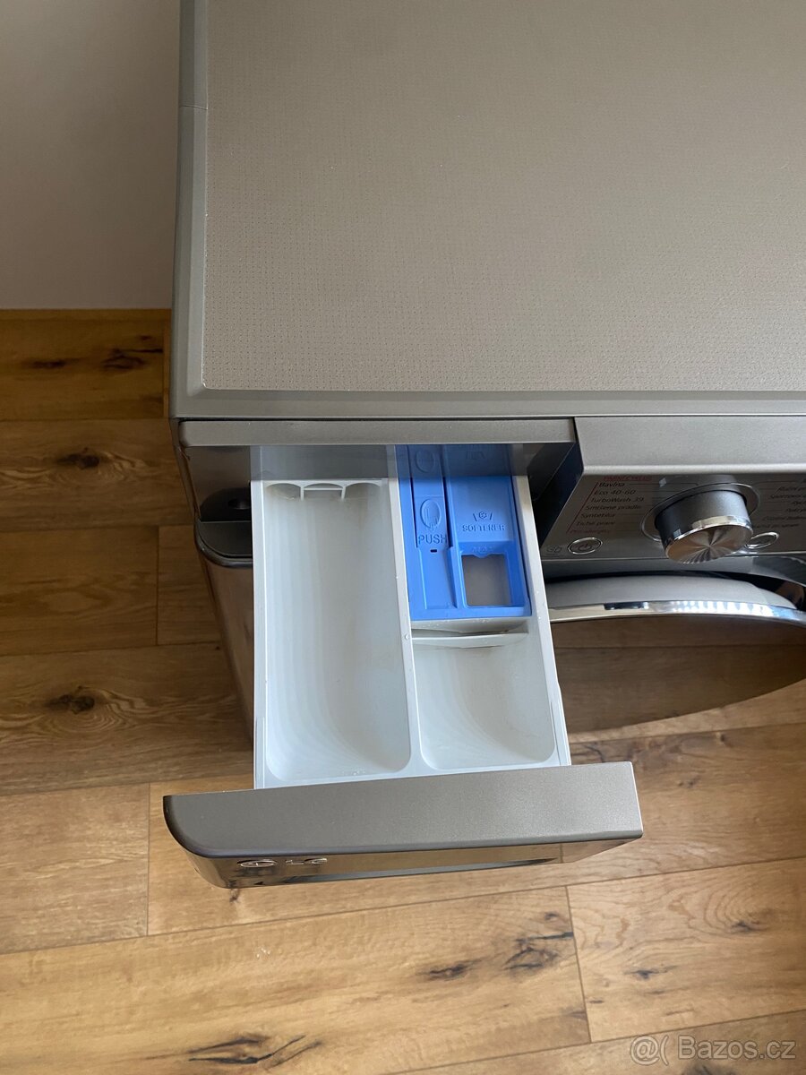 Pračka LG F28V7GY2PE - 3