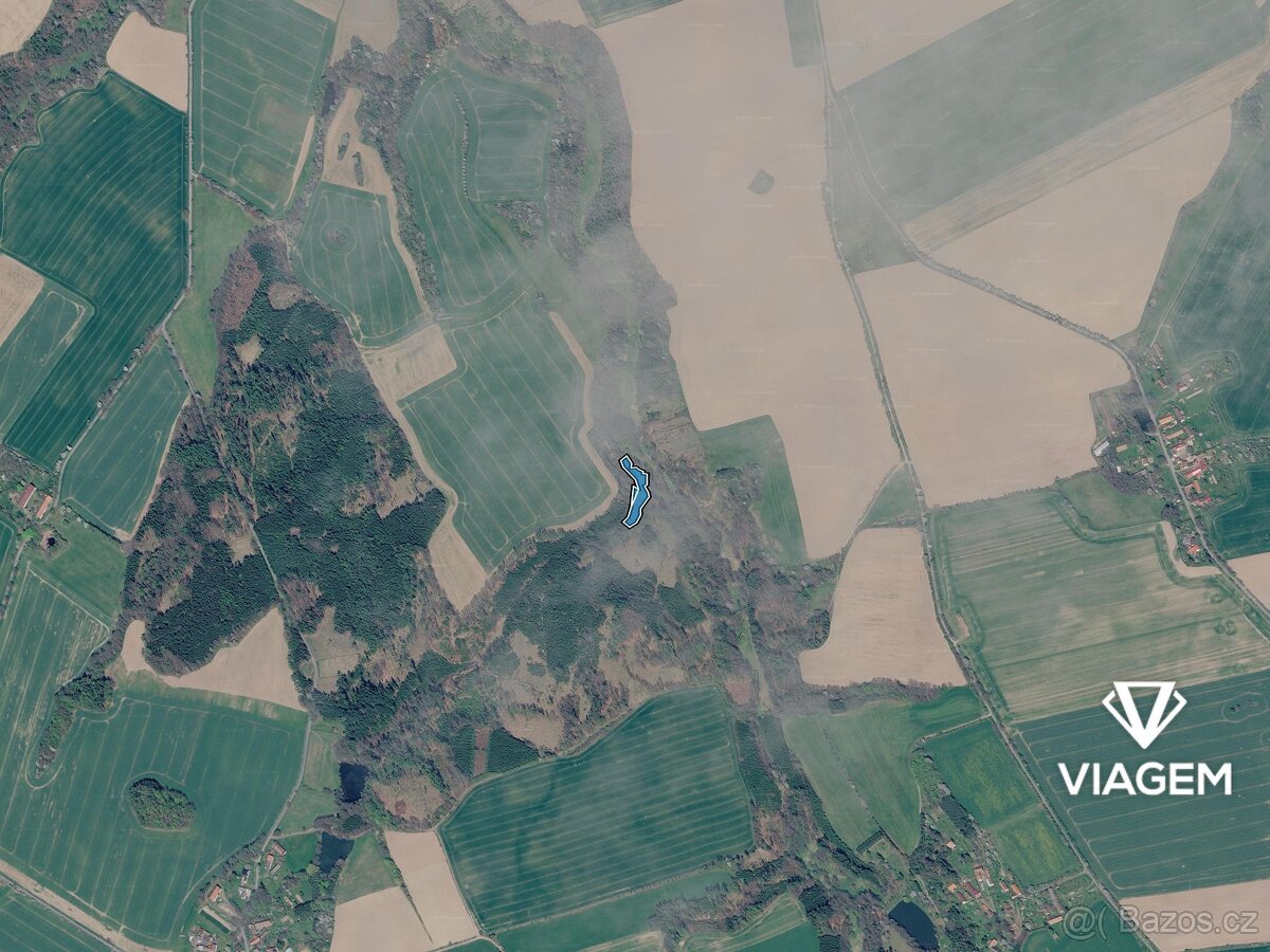 Les 3 456 m², Podíl 71 % o výměře 593 m² - 3