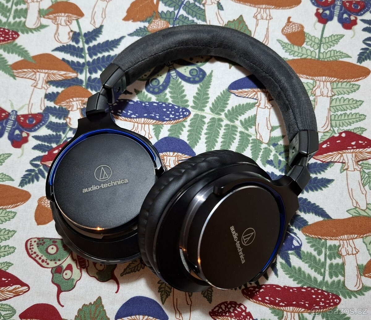 Sluchátka Audio Technica ATH-MSR7 - 3