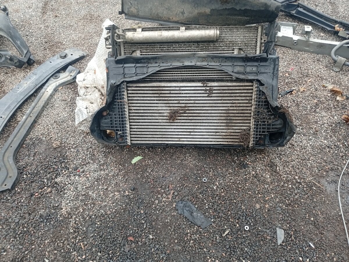 MERCEDES ML W164 PŘEDNÍ ČELO, VÝZTUHY, SAHARA S CHLADIČI - 3