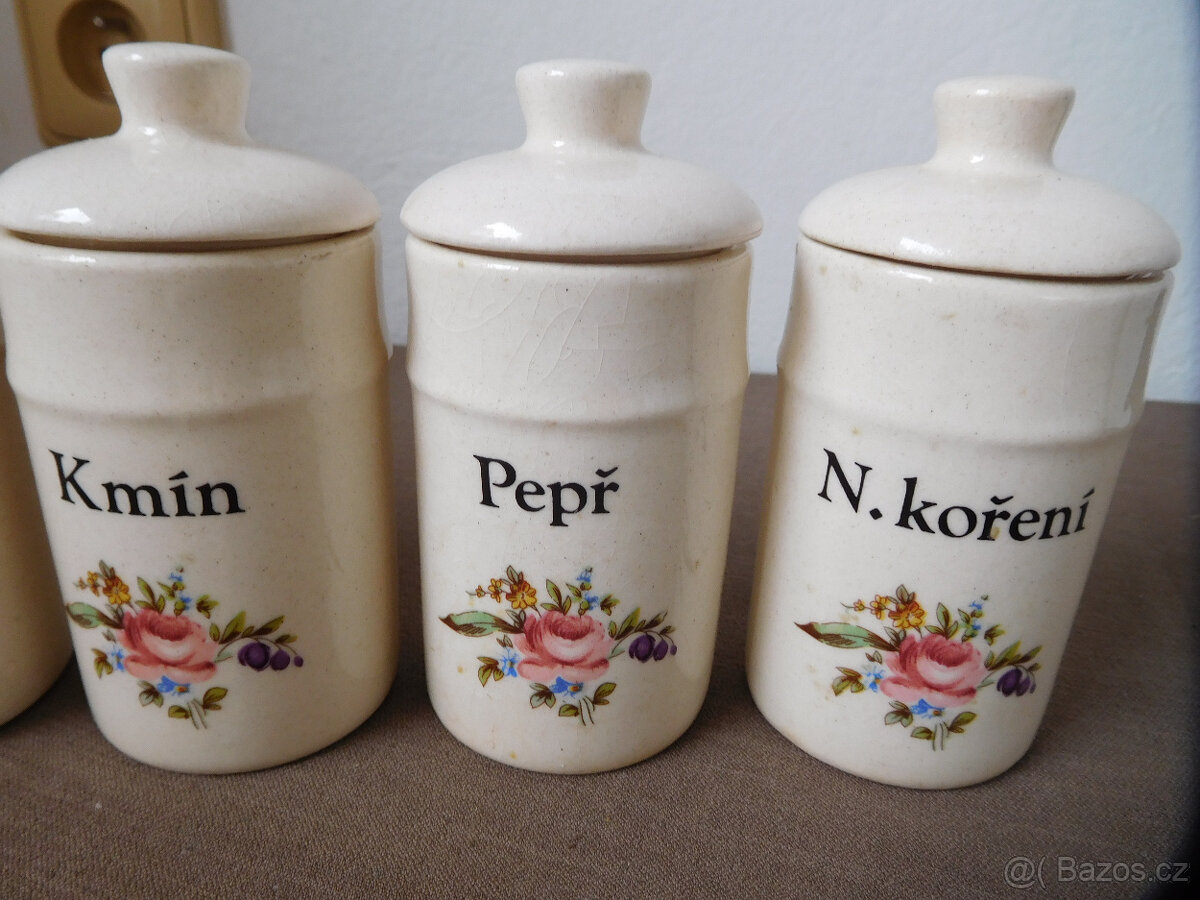 STARÉ KULATÉ KOŘENKY - 3