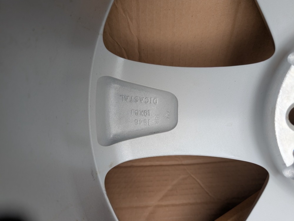 Kola Opel Astra J - 3