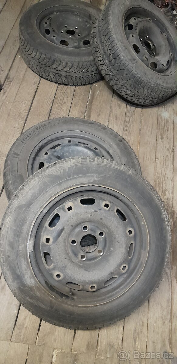 Prodám zimní kola 185/60R14 - 3