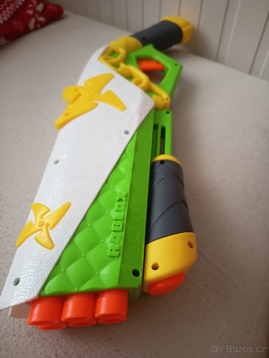 Nerf zbraň na 6 nábojů - 3
