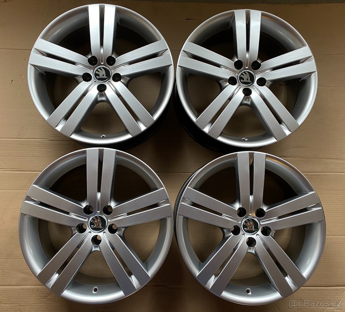 nová alu kola 17", rozteč šroubů 5x100 - 3