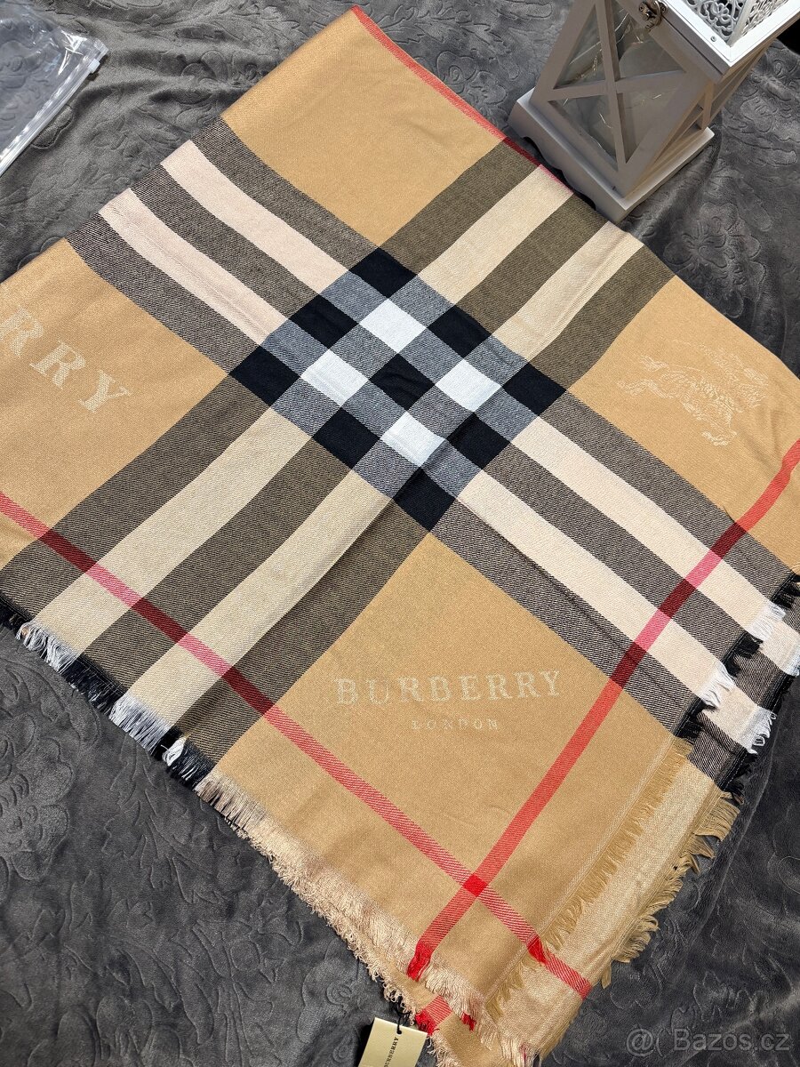 Šátek Burberry - 3
