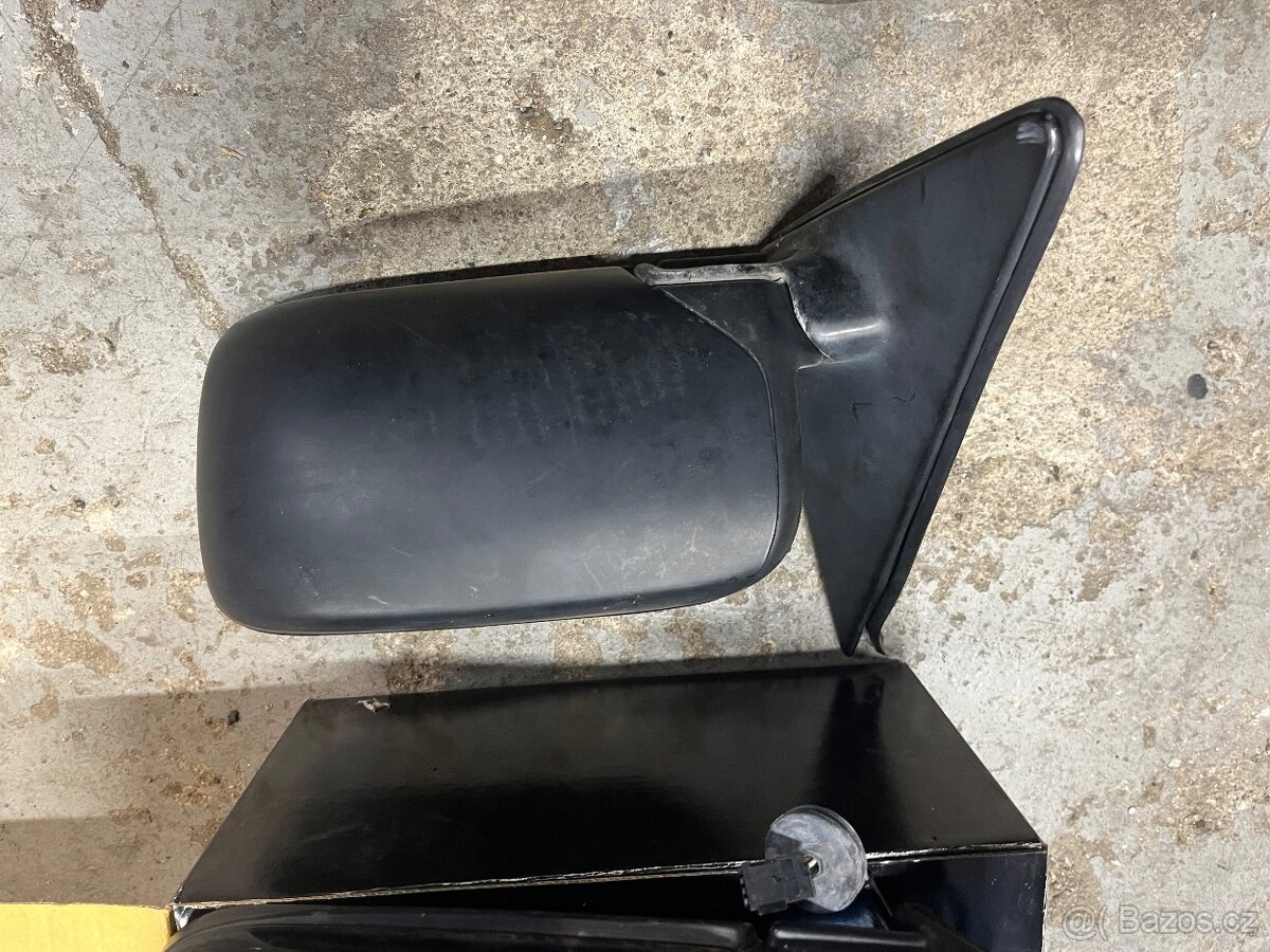 Zrcátko bmw e36 - 3