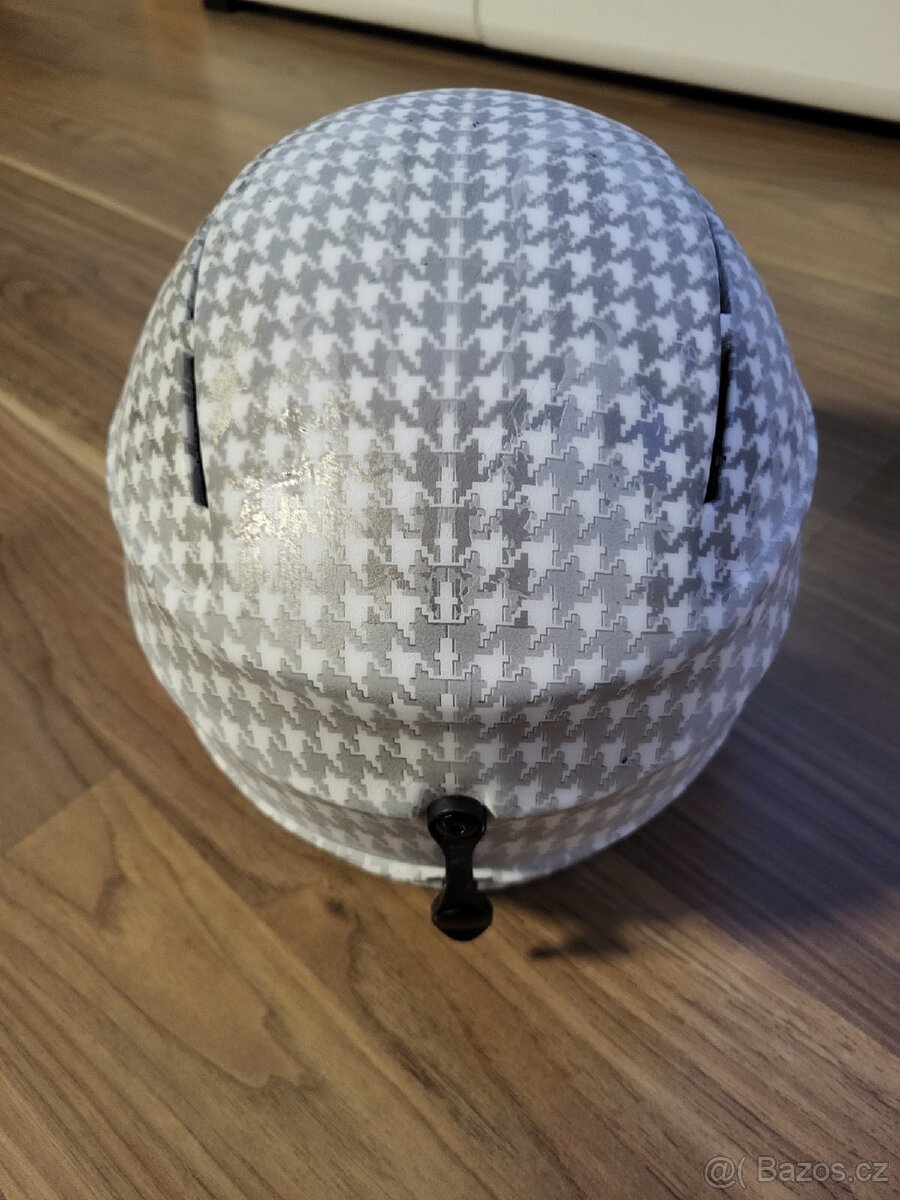 Lyžařská helma - 3
