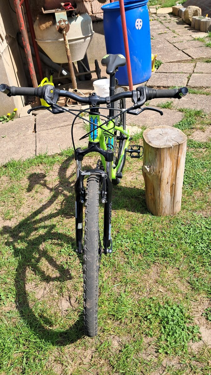 Author a-matrix 26 - 3