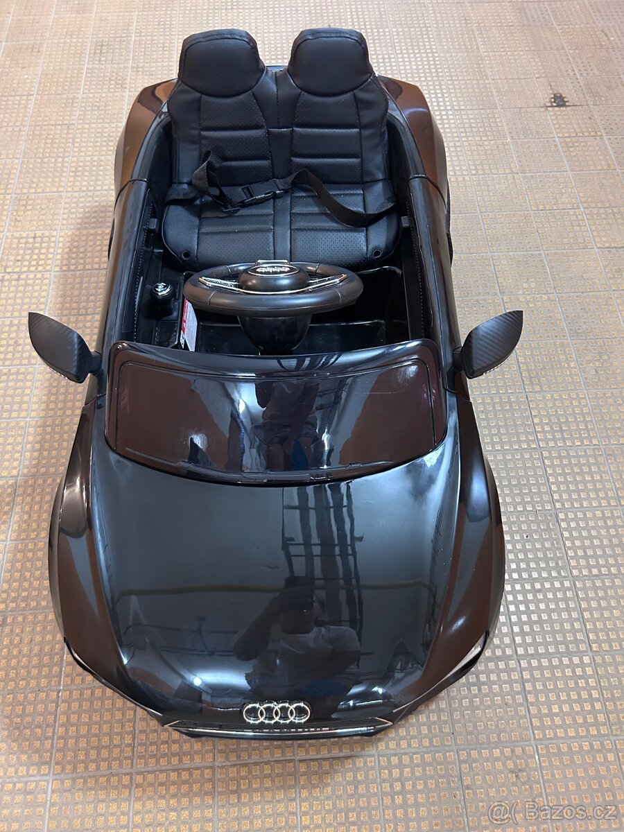 Elektrické autíčko AUDI R8 - 3