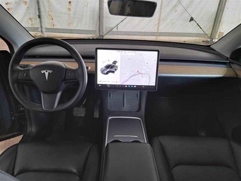 Tesla Model Y Dual Motor Long Range 75kWh 4x4 za 851.625 Kč