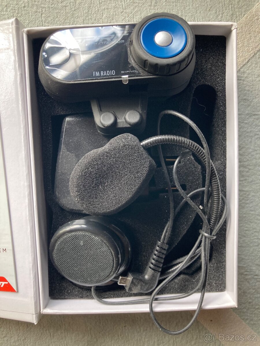 Nový bluetooth interkom na motorku - 3