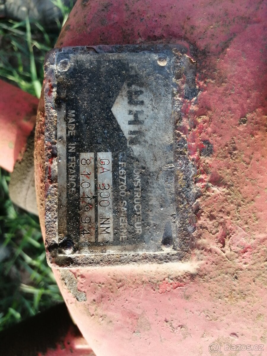 Shrnovač Kuhn na ND - 3