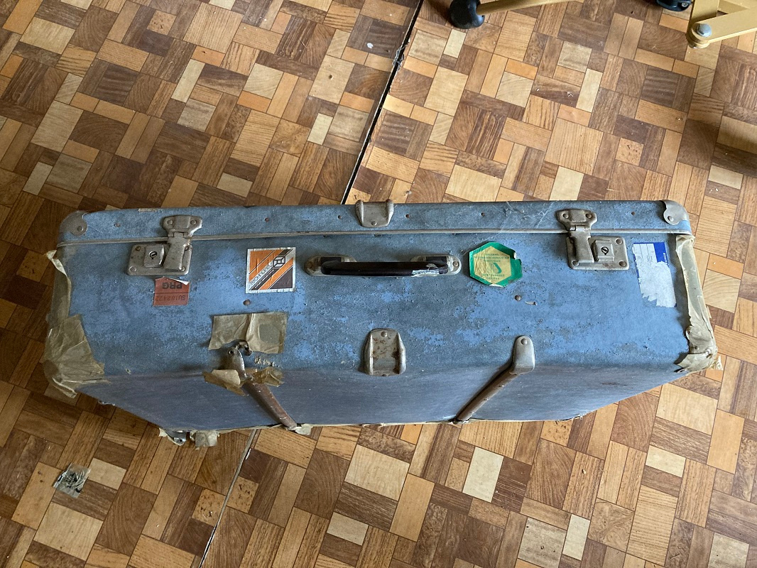 Staré papírové kufry - 3