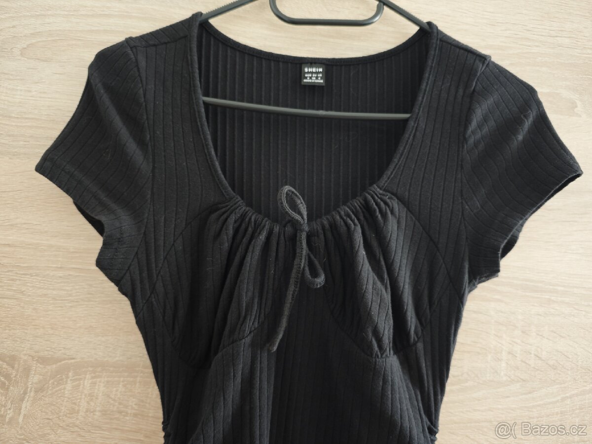 Černé šaty s řasením - 3