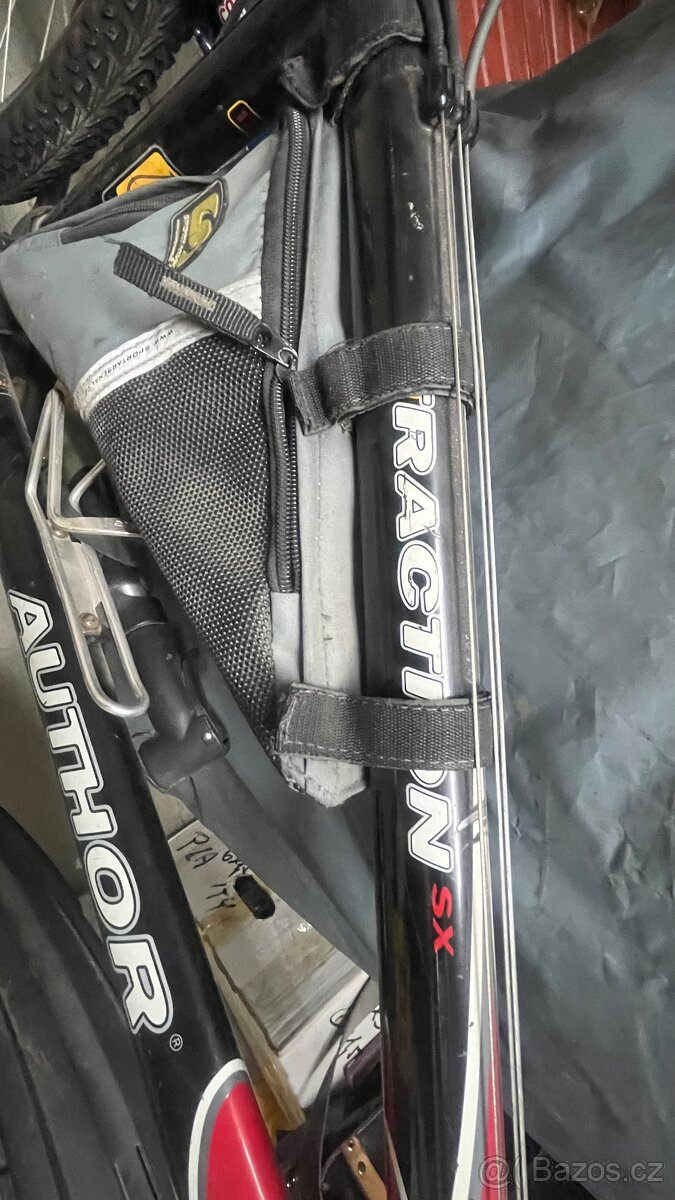 Prodám horské kolo Author Traction-velikost 17 na cca 160-17 - 3