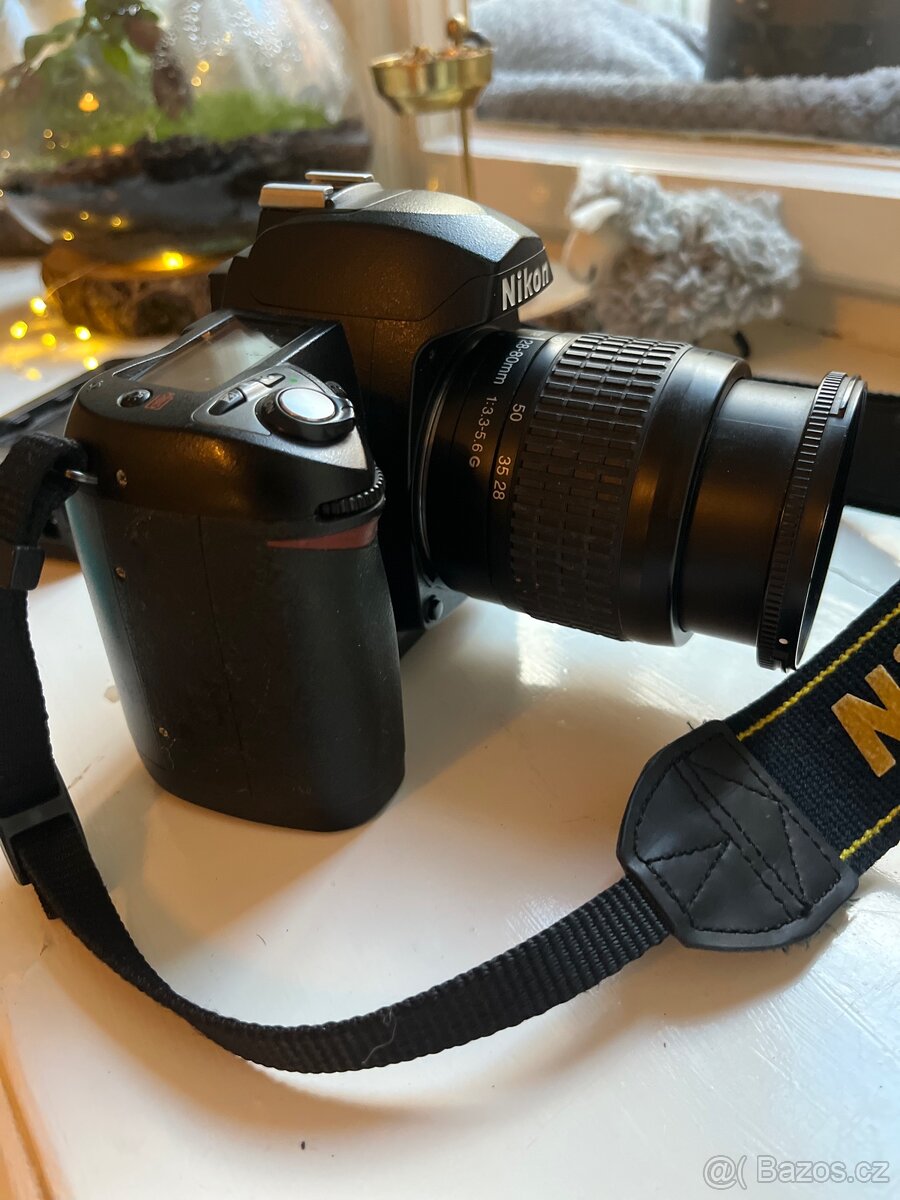 Fotoaparát Nikon D70s - 3